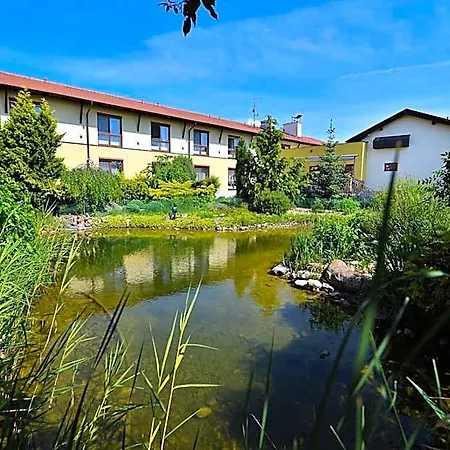 Wellness Happy Star Ξενοδοχείο Znojmo